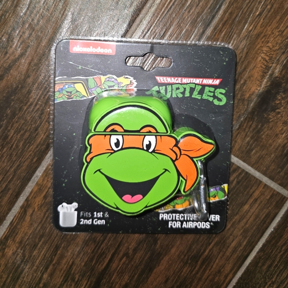 Teenage Mutant Ninja Turtles Michaelangelo Protective Cover for Airpods